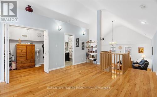 582 Upper James Street, Hamilton, ON 