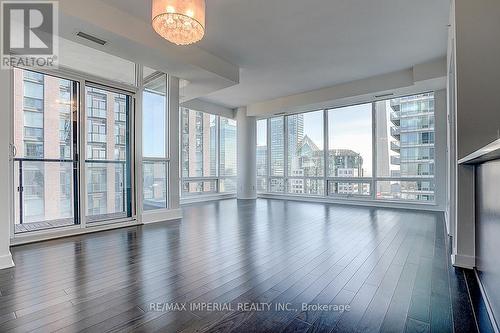 3407 - 295 Adelaide Street W, Toronto, ON - Indoor Photo Showing Other Room