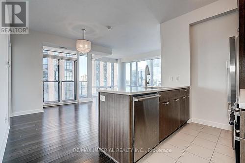 3407 - 295 Adelaide Street W, Toronto, ON - Indoor Photo Showing Kitchen