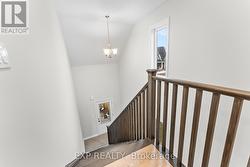 Bungaloft design with open entryway - 