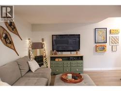 Downstairs living room - 