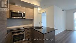 2104 - 3 GLOUCESTER STREET  Toronto, ON M4Y 0C6