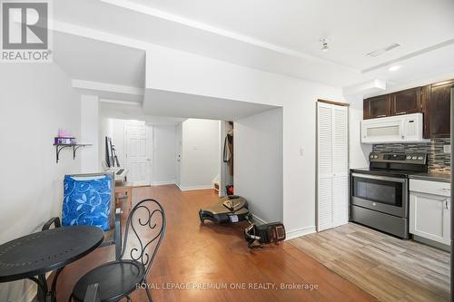 31 - 19 Foxchase Avenue, Vaughan, ON - Indoor Photo Showing Other Room