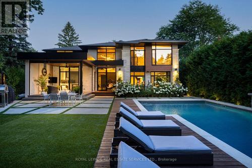 1471 Rogerswood Court, Mississauga, ON - Outdoor With In Ground Pool