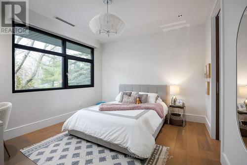 1471 Rogerswood Court, Mississauga, ON - Indoor Photo Showing Bedroom