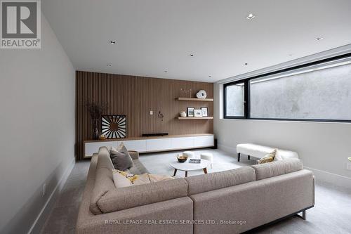 1471 Rogerswood Court, Mississauga, ON - Indoor