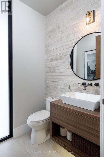 1471 Rogerswood Court, Mississauga, ON - Indoor Photo Showing Bathroom