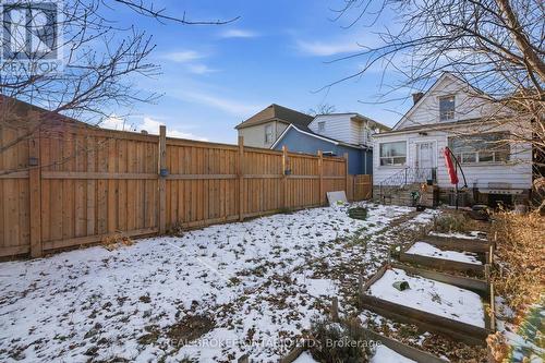 26 Bayfield Avenue, Hamilton, ON - Outdoor