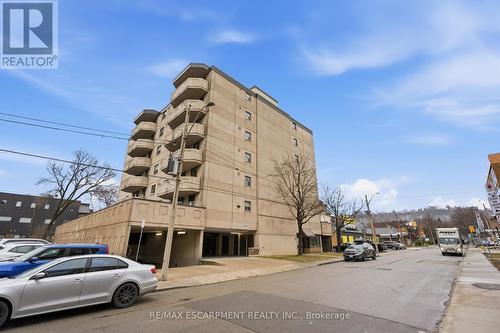 601 - 21 EAST AVENUE  Hamilton, ON L8N 2T3
