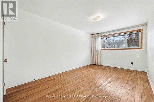 906 Ivanhoe Avenue, Ottawa, ON - Indoor Photo Showing Other Room