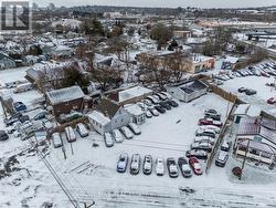 4 BEAUMONT CRESCENT S  Guelph, ON N1E 6A7