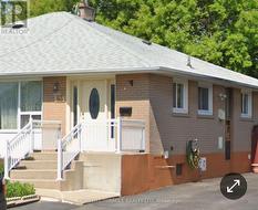 63 ALEXANDRIA CRESCENT  Brampton, ON L6T 1N2
