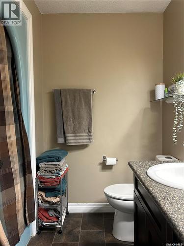 816 8Th Avenue, Rosthern, SK - Indoor Photo Showing Bathroom