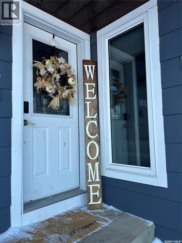 816 8Th Avenue, Rosthern, SK - Outdoor With Exterior