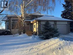2506 Eagle RISE  North Battleford, SK S9A 3Z1