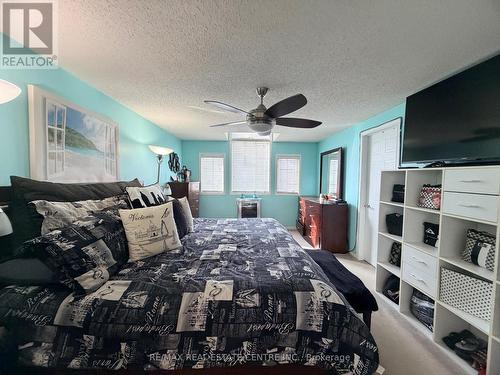 15 Gees Way, Cambridge, ON - Indoor Photo Showing Bedroom