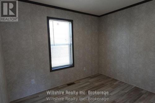 9 - 11981 Plank Rd (Tillsonburg) Road, Bayham, ON - Indoor Photo Showing Other Room
