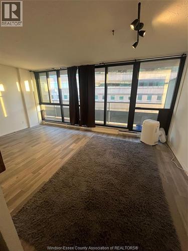 111 Riverside Unit# 511, Windsor, ON - Indoor Photo Showing Other Room