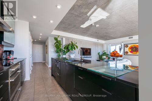 2701 - 195 Besserer Street, Ottawa, ON - Indoor Photo Showing Kitchen With Double Sink With Upgraded Kitchen