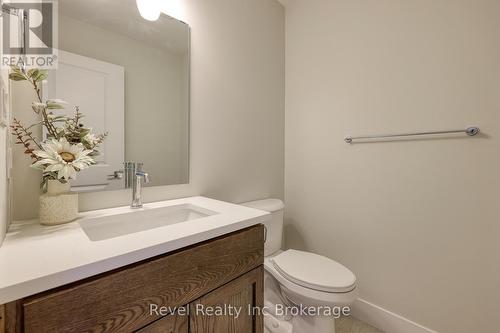 455 Gillespie Street, Woodstock (Woodstock - South), ON - Indoor Photo Showing Bathroom