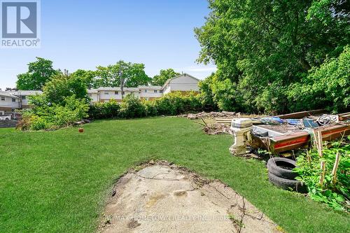 44 Stewart Boulevard, Brockville, ON - Outdoor