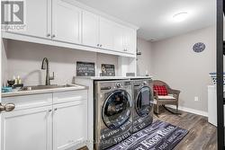 spacious laundry room - 
