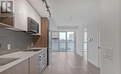 626 - 5 DEFRIES STREET  Toronto, ON M5A 3R4