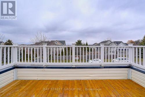 52 Whitewater Street, Whitby, ON - Outdoor