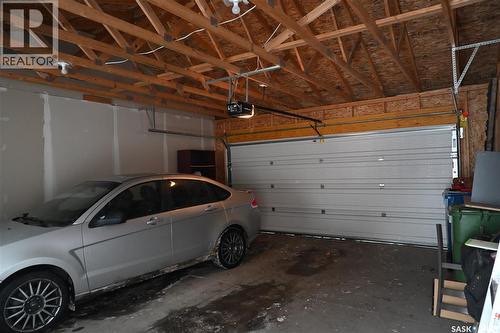 4372 James Hill Road, Regina, SK - Indoor Photo Showing Garage