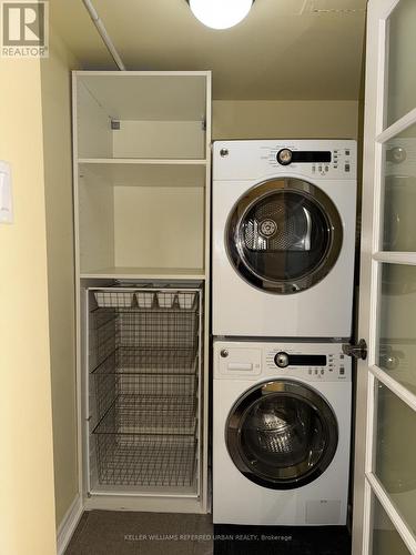 906 - 2287 Lake Shore Boulevard, Toronto, ON - Indoor Photo Showing Laundry Room