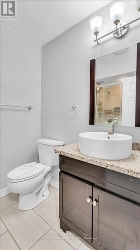 62 Histon Crescent, Brampton, ON - Indoor Photo Showing Bathroom