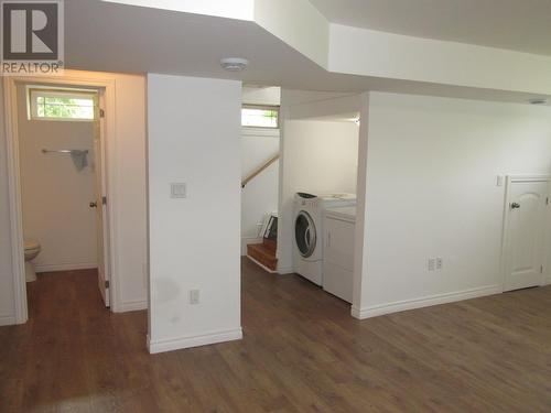 36A Valley Cres, Elliot Lake, ON - Indoor Photo Showing Laundry Room