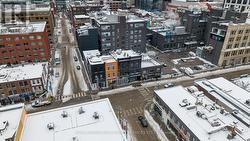 273 QUEEN STREET W  Toronto, ON M5V 1Z9