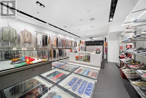 273 Queen Street W, Toronto, ON 