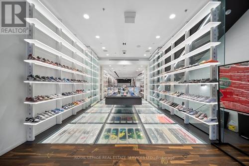 273 Queen Street W, Toronto, ON 