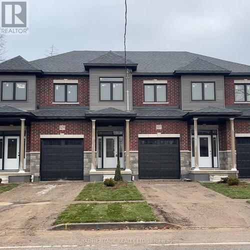 127 Hickory Street N, Whitby, ON - Outdoor With Facade