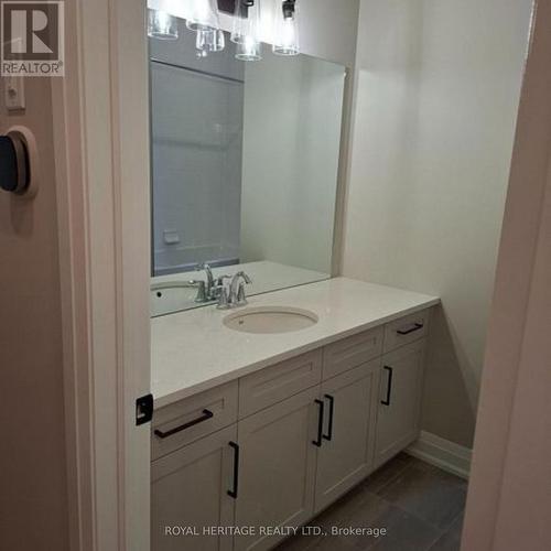 8 St Augustine Drive, Whitby, ON - Indoor Photo Showing Bathroom