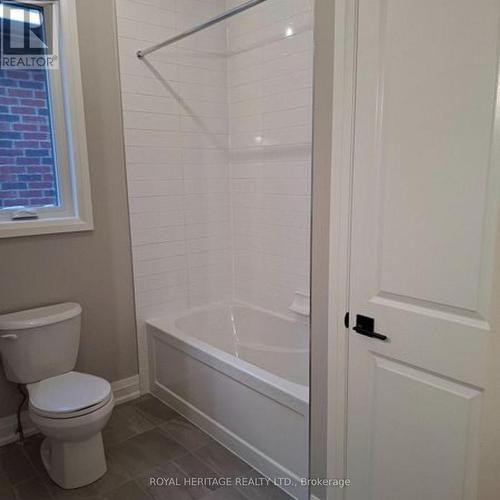 8 St Augustine Drive, Whitby, ON - Indoor Photo Showing Bathroom