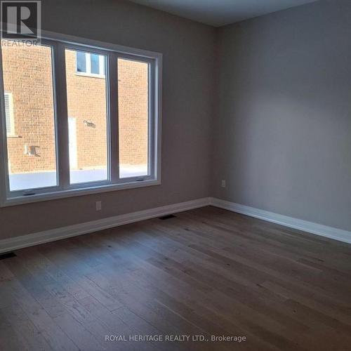 8 St Augustine Drive, Whitby, ON - Indoor Photo Showing Other Room