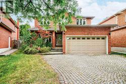 24 MUSTER COURT  Markham, ON L3R 9G4