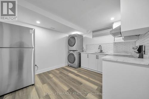 261 Country Hill Drive, Kitchener, ON - Indoor Photo Showing Laundry Room
