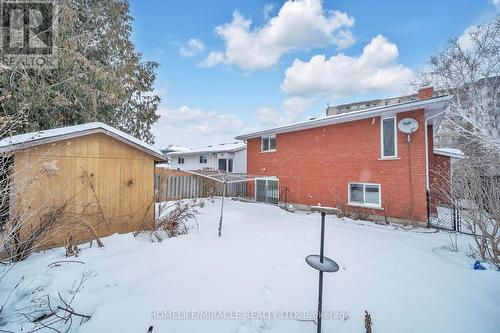 261 Country Hill Drive, Kitchener, ON - Outdoor