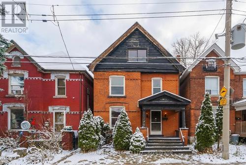 125 GRANT AVENUE  Hamilton, ON L8N 2X6