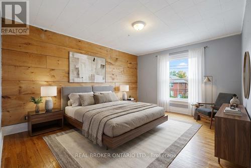 125 Grant Avenue, Hamilton, ON - Indoor Photo Showing Bedroom