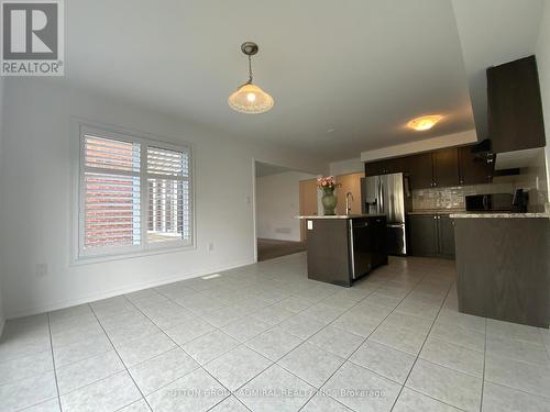 10 Beatty Avenue, Thorold, ON - Indoor Photo Showing Kitchen