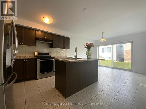 10 Beatty Avenue, Thorold, ON - Indoor Photo Showing Kitchen