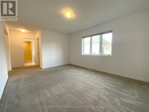 10 Beatty Avenue, Thorold, ON - Indoor Photo Showing Other Room