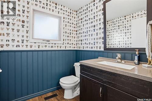 219 Sunset Drive, Regina, SK - Indoor Photo Showing Bathroom