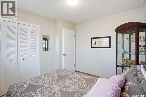 219 Sunset Drive, Regina, SK - Indoor Photo Showing Bedroom