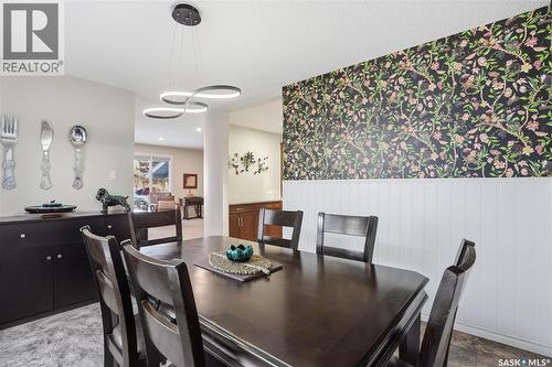 219 Sunset Drive, Regina, SK - Indoor Photo Showing Dining Room
